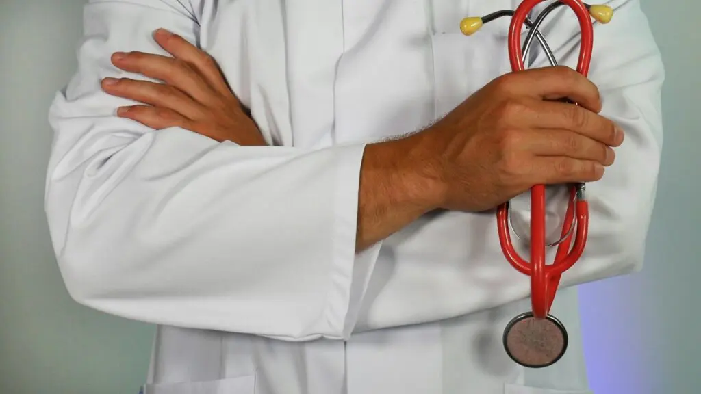 national-doctors-day | McGregor PACE doctor holding stethoscope