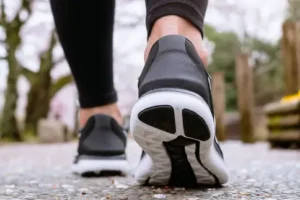 1800x1200_common_walking_mistakes_slideshow | McGregor PACE
